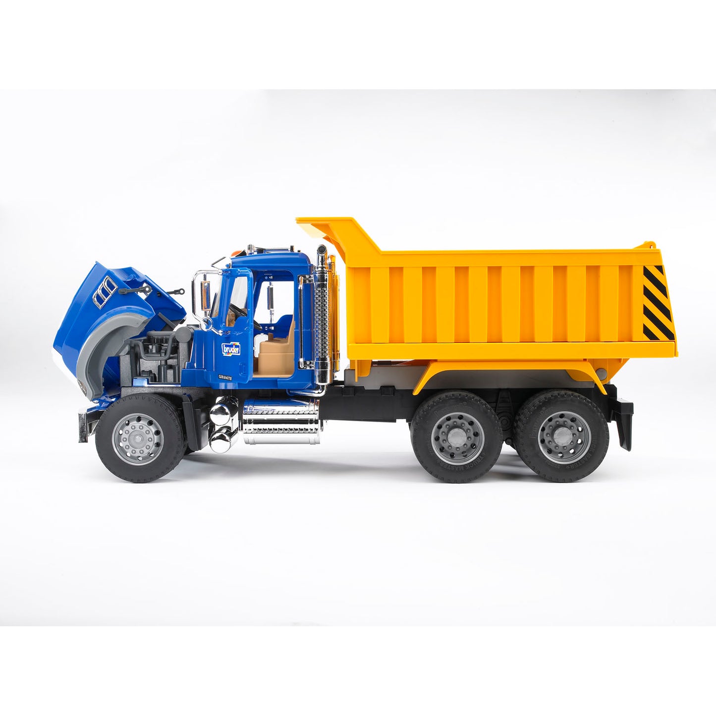 Bruder 02815 Mack Granite Dump Truck